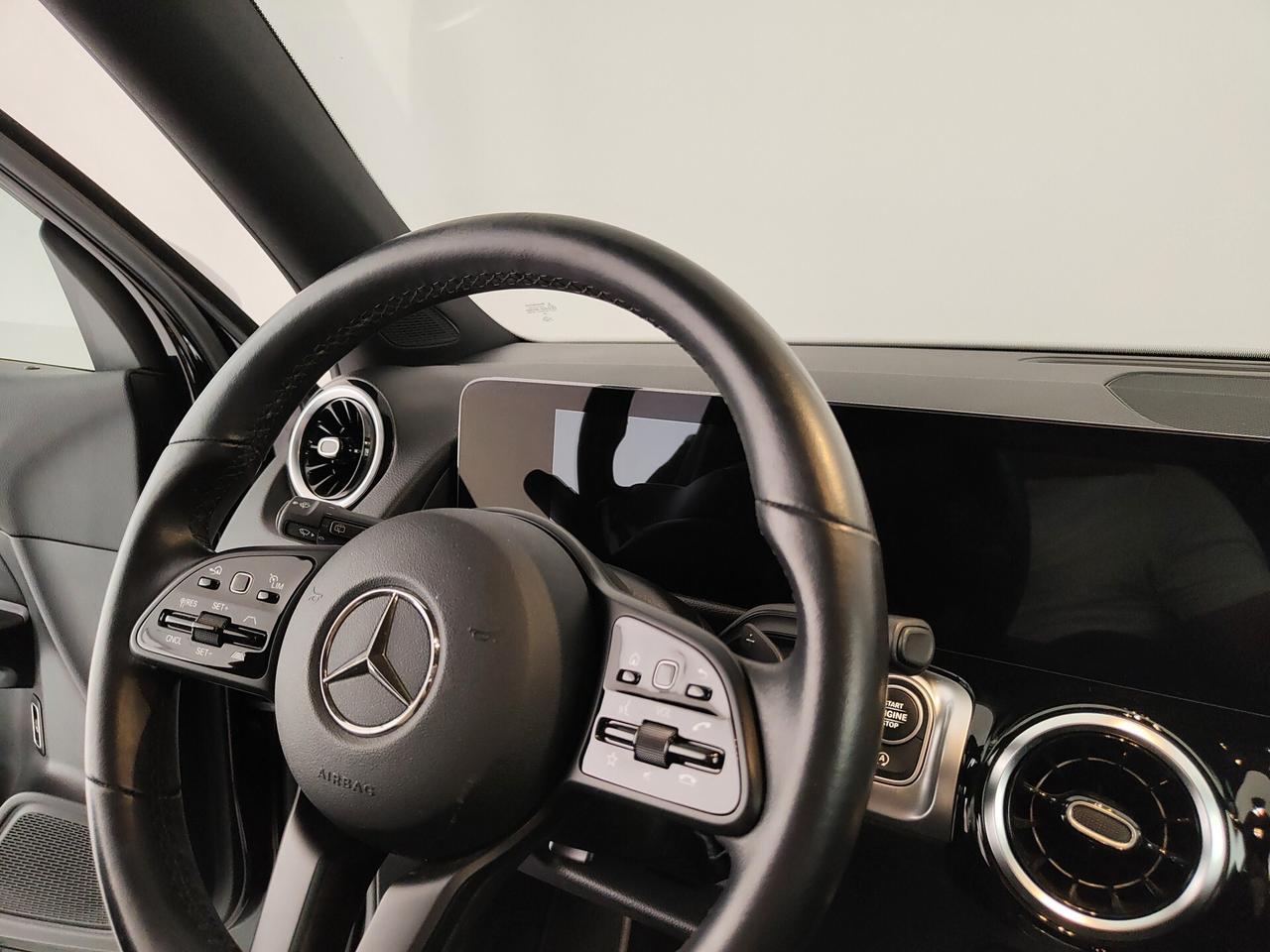 Mercedes-benz GLB 180 d Automatic Business