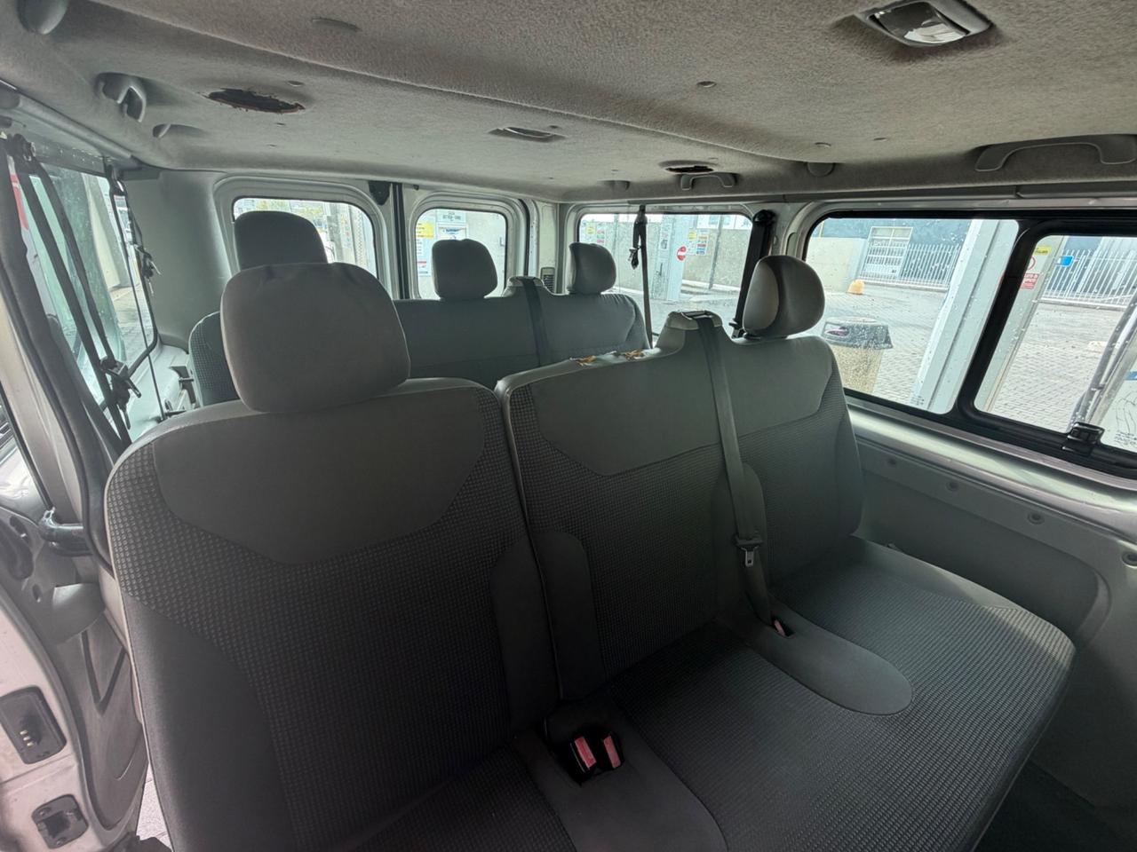 Opel Vivaro 9 Posti