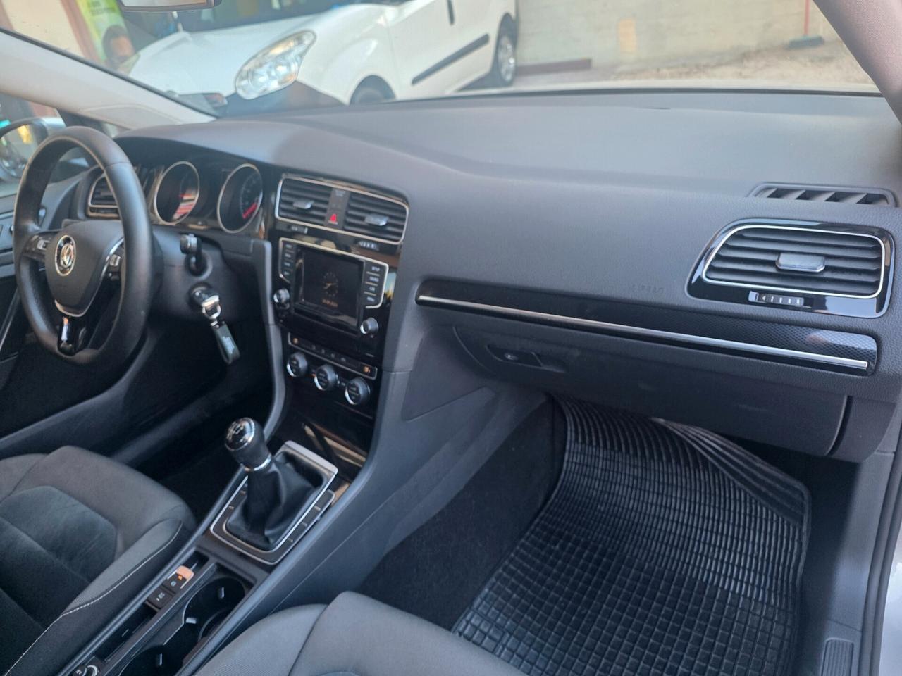 Volkswagen Golf Plus 1.6 TDI DPF Highline
