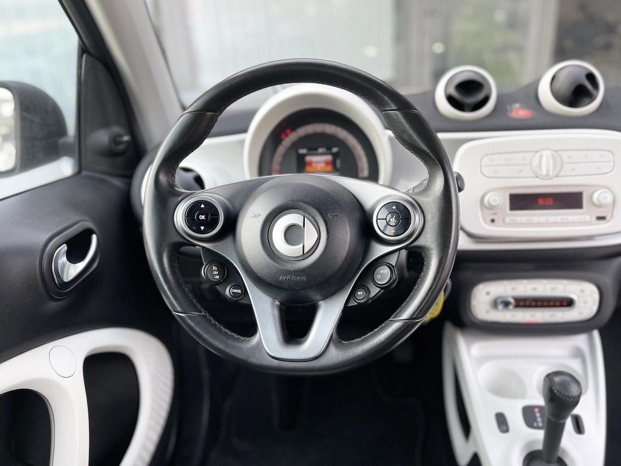 Smart ForTwo 1.0 Benzina 71CV E6 Neo Automatica - 2016