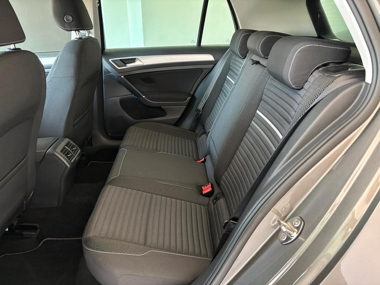 Volkswagen Golf 1.6 TDI DSG 5p. Comfortline BlueMotion Technology