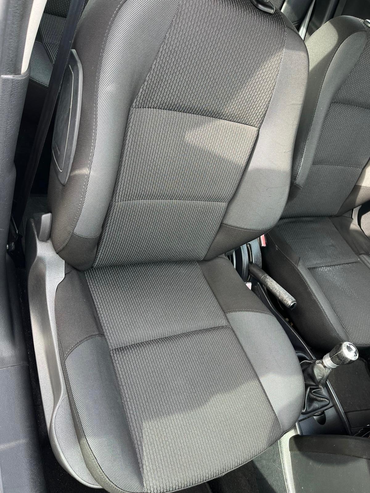 Peugeot 207 1.4 8V 75CV SW Special Edition