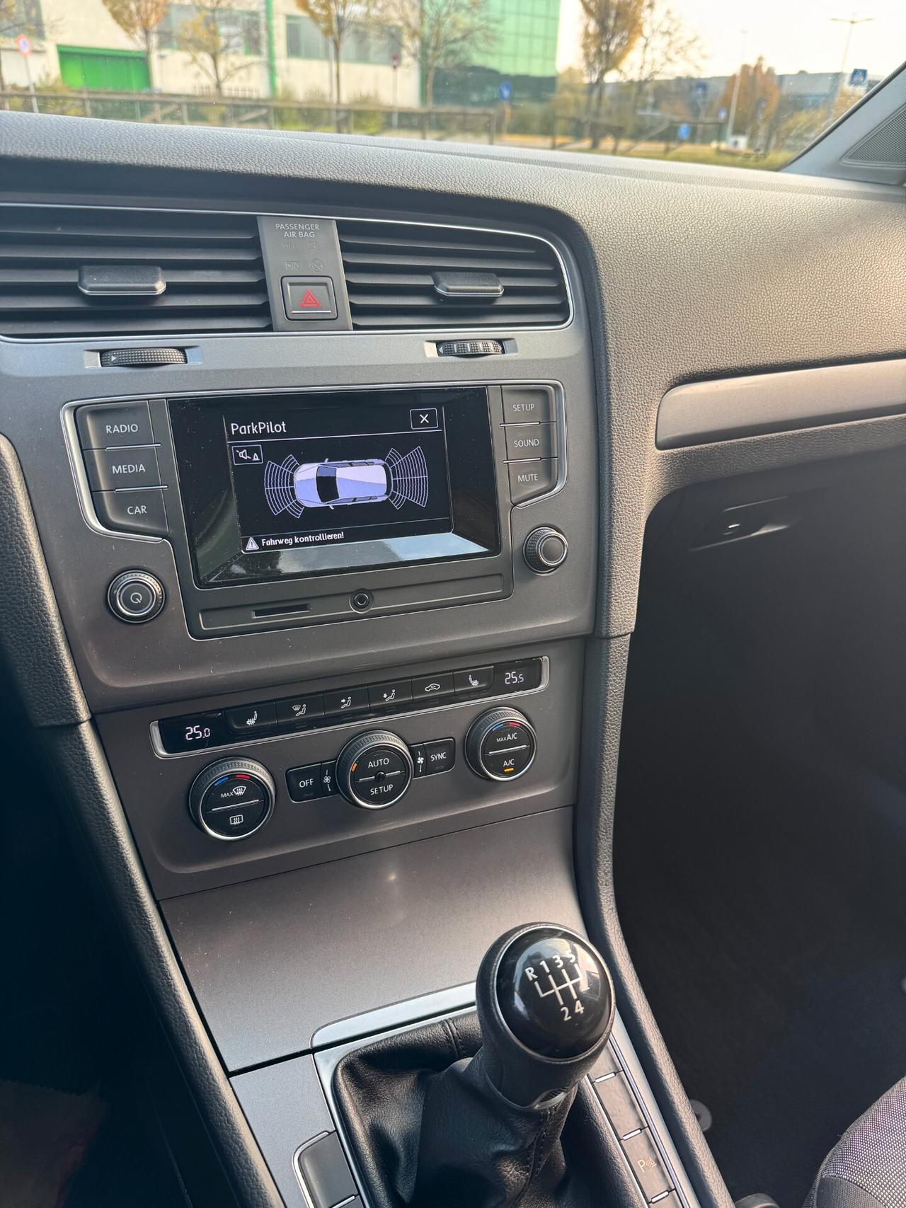 Volkswagen Golf 1.2 TSI 5p. Neopatentati Finanziabile