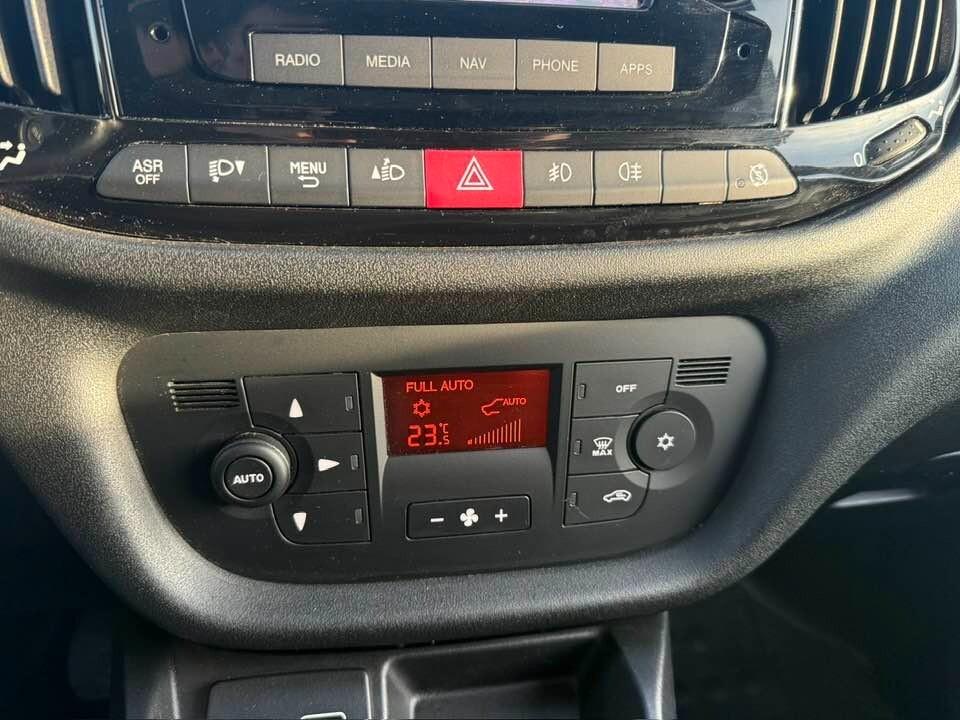 Fiat Doblò 1.6 MJT 105CV 3 Posti (GANCIO T)