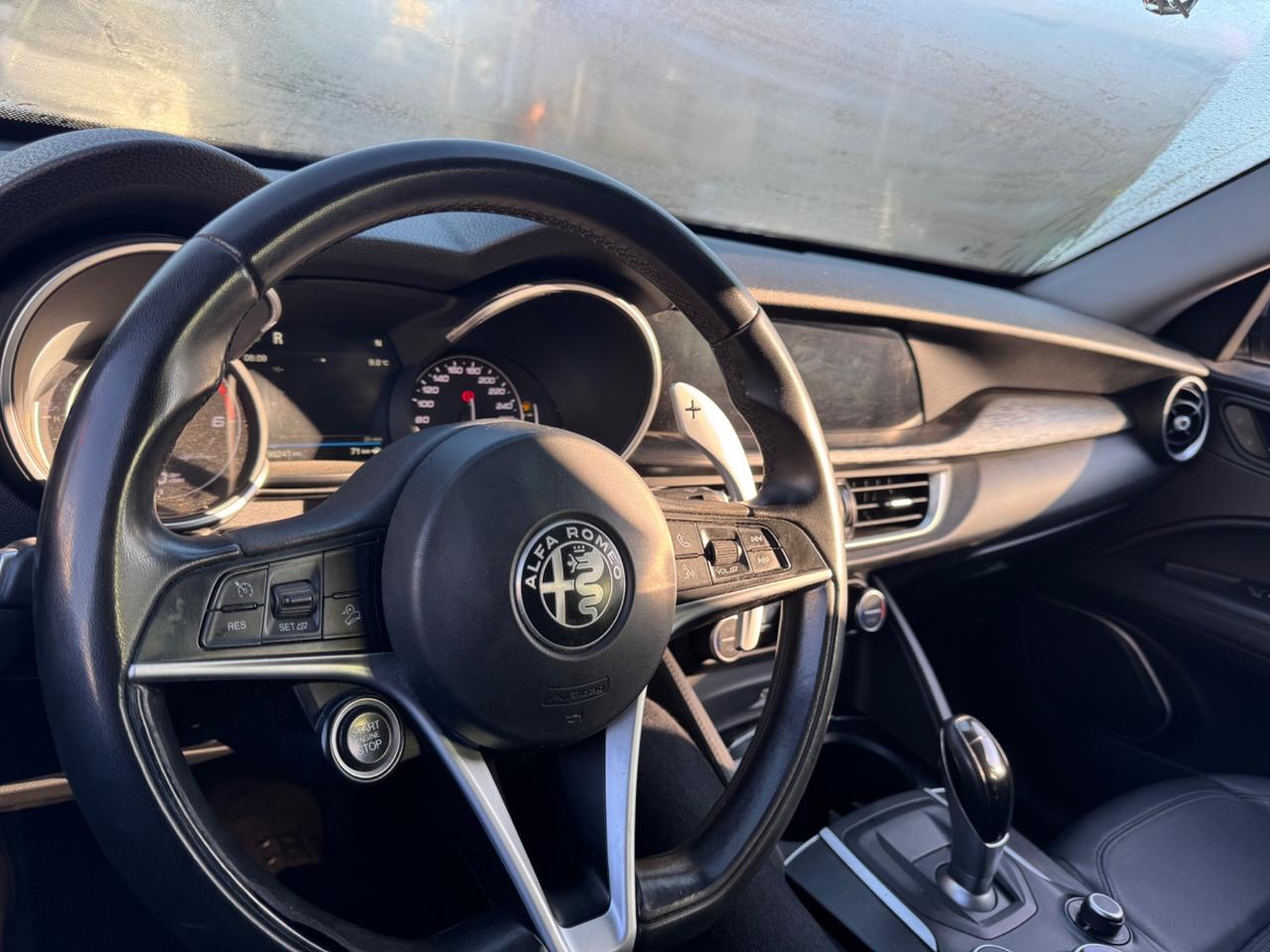 Alfa Romeo Stelvio 2.2 Turbodiesel 180 CV AT8 RWD Executive