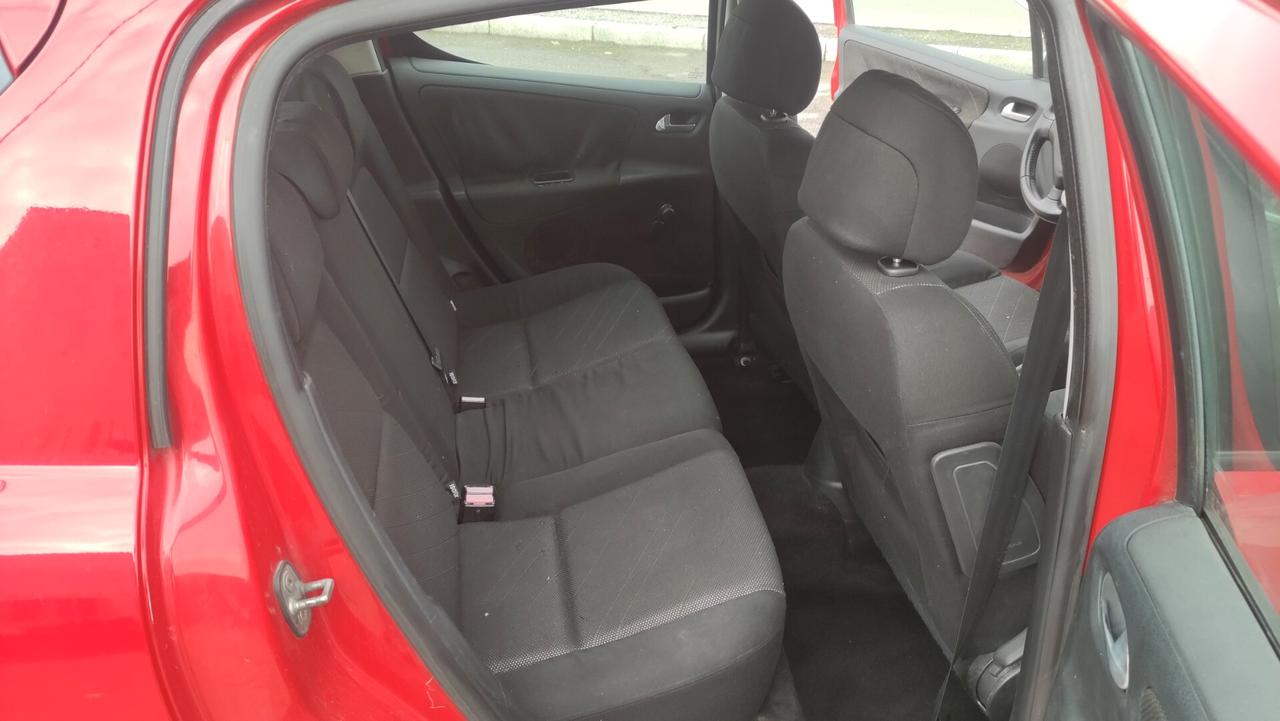 Peugeot 207 1.6 HDi 110CV 5p. XS - 2006