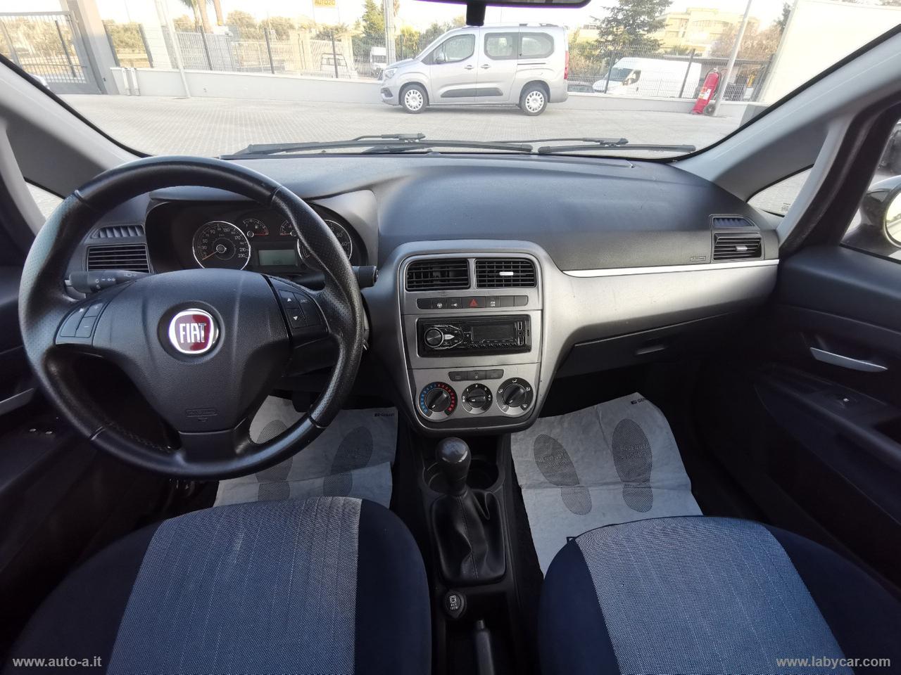 FIAT Punto 1.3 MJT II 75 CV 5p. Street