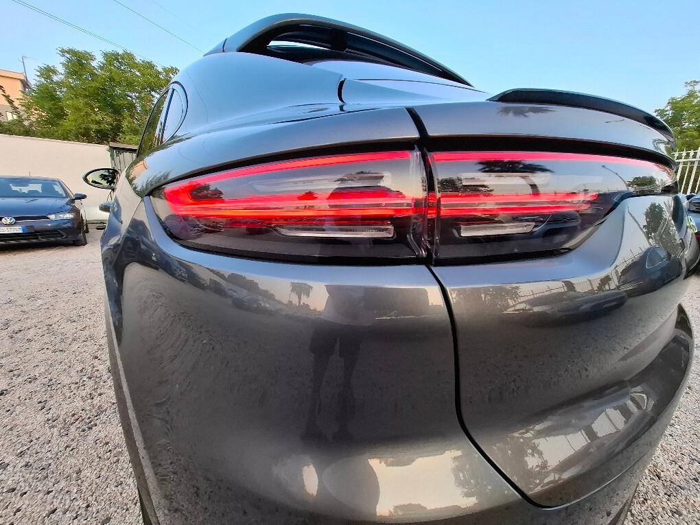 Porsche Cayenne Coupe 3.0 V6 E-Hybrid