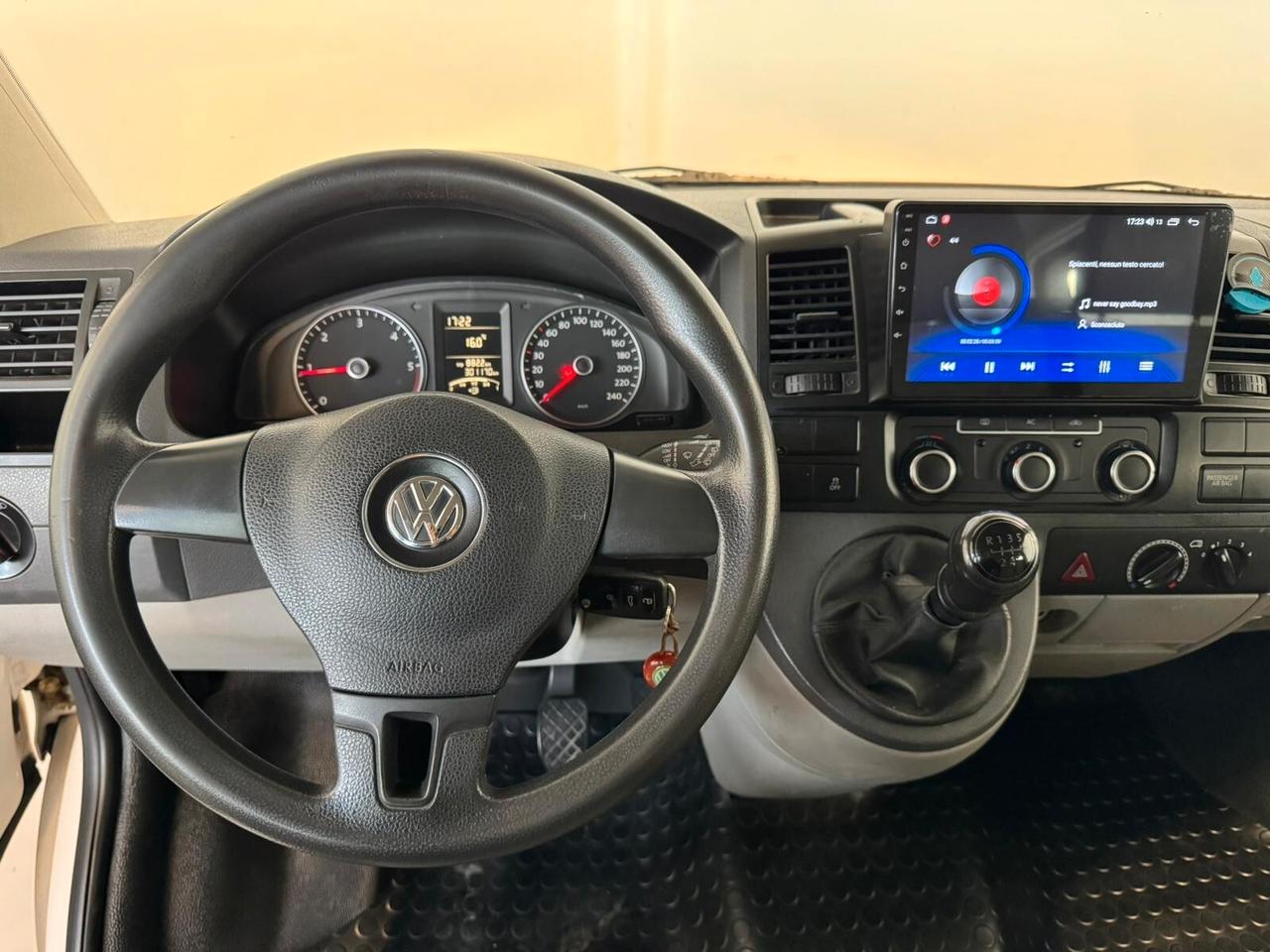 Volkswagen Transporter 9 posti 2.0 TDI 102CV PL Kombi + traino