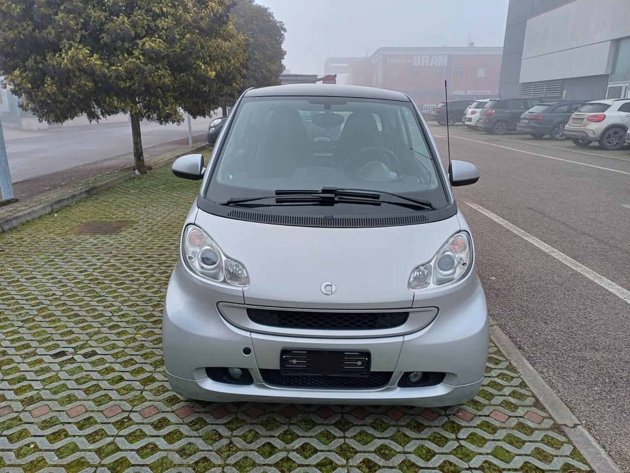 Smart ForTwo 1000 52 kW coupé passion