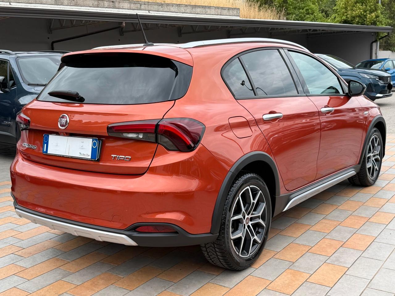Fiat Tipo New 1.6 M.JET 130 cv. 5 porte CROSS (Nav)