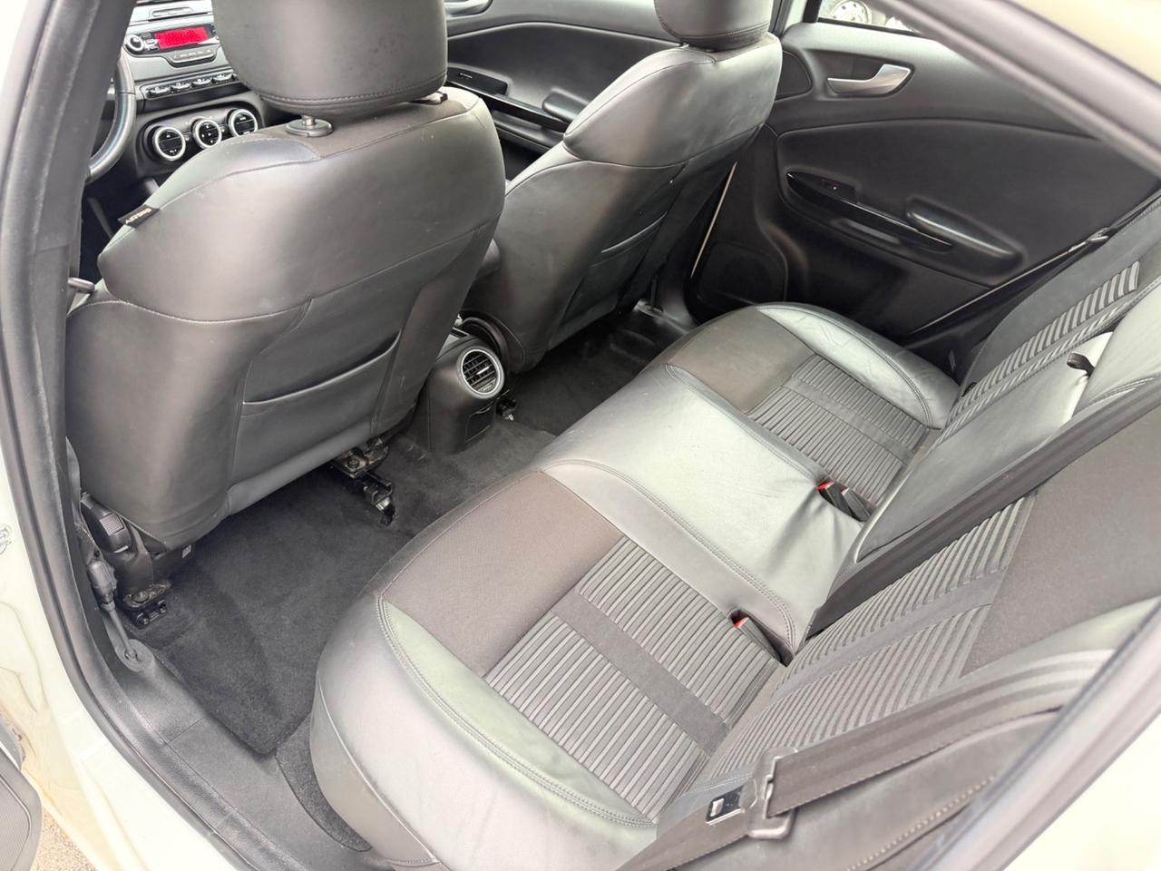 Alfa Romeo Giulietta 1.4 Turbo MultiAir TCT Distinctive CV 170