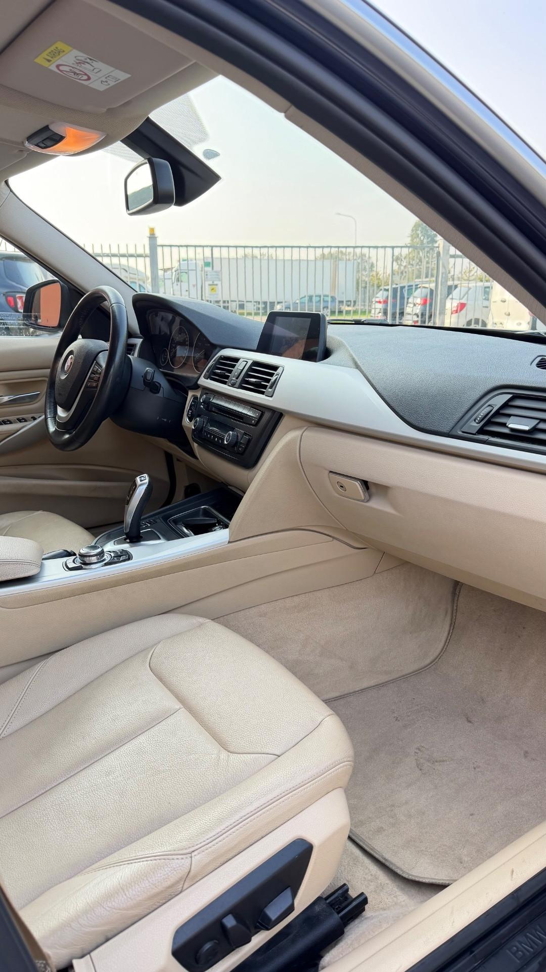 Bmw 318d Touring Luxury