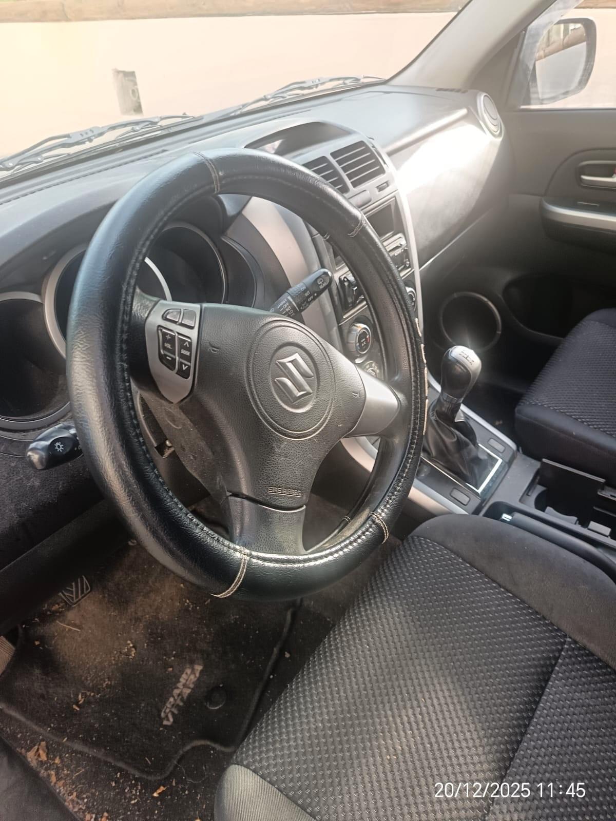 Suzuki Grand Vitara 1.9 DDiS 5 porte