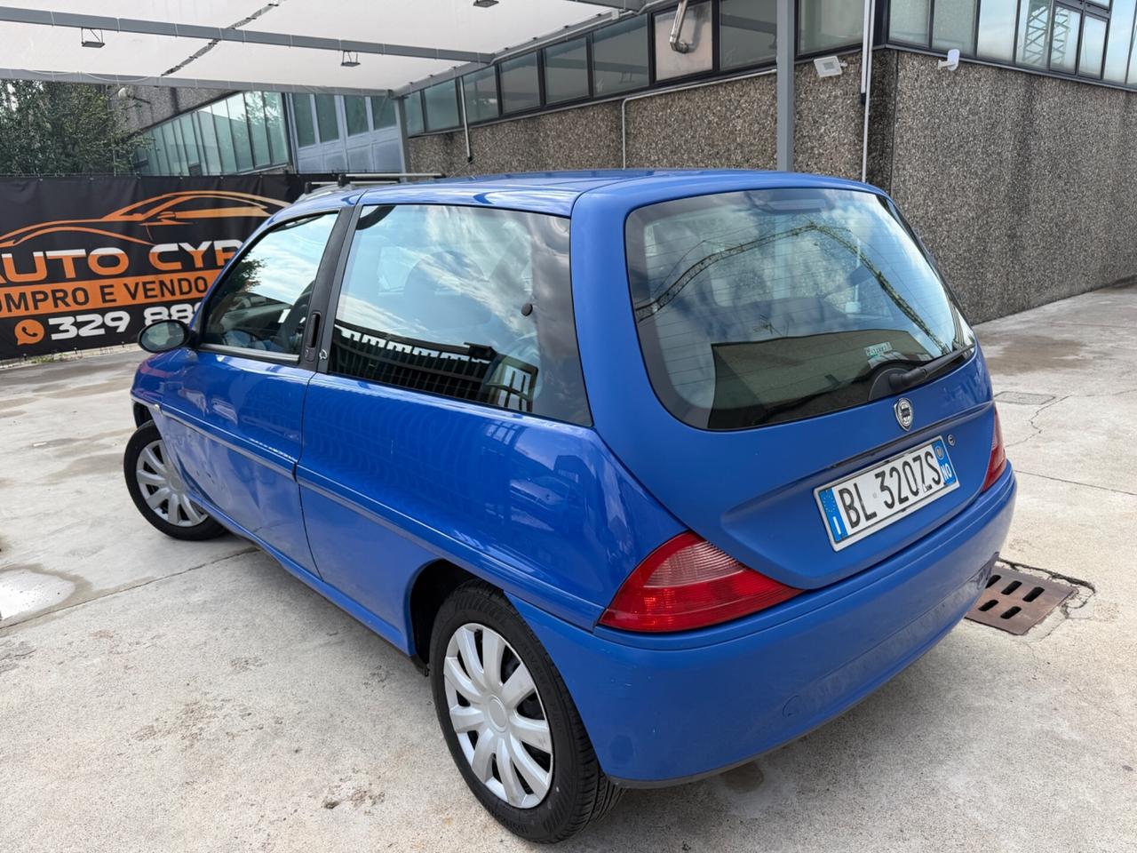 LANCIA Y ELEFANTINO 1.2 BENZINA +GPL NEOPATENTATI