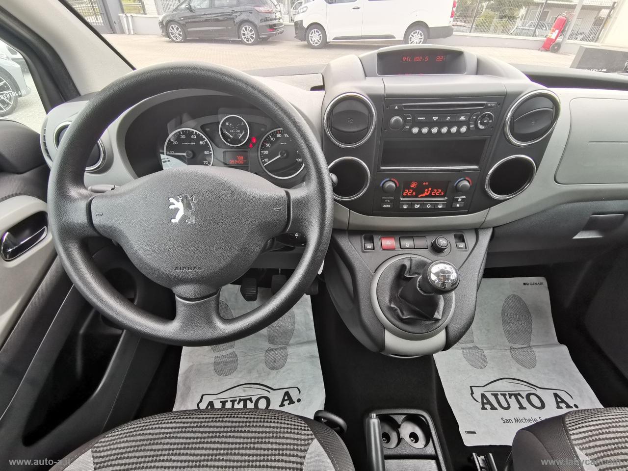 PEUGEOT Partner Tepee 1.6 VTi 120 Outdoor