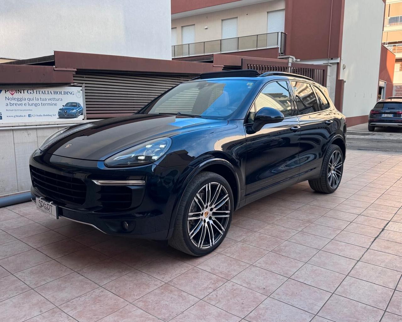 Porsche Cayenne 3.0 Diesel 250CV TETTO PASM