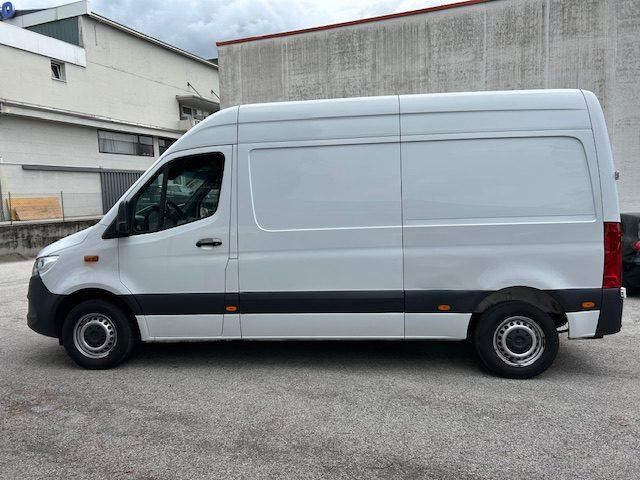 MERCEDES-BENZ Sprinter F37/33 311 CDI RWD TN Furgone