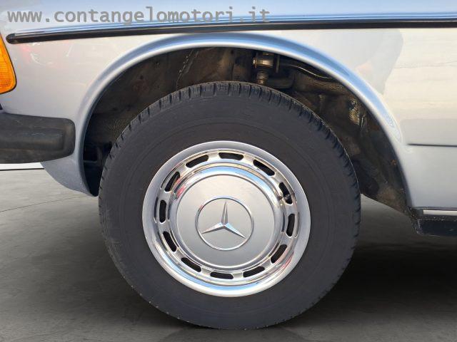 MERCEDES-BENZ 200 200 W123 KM 94000