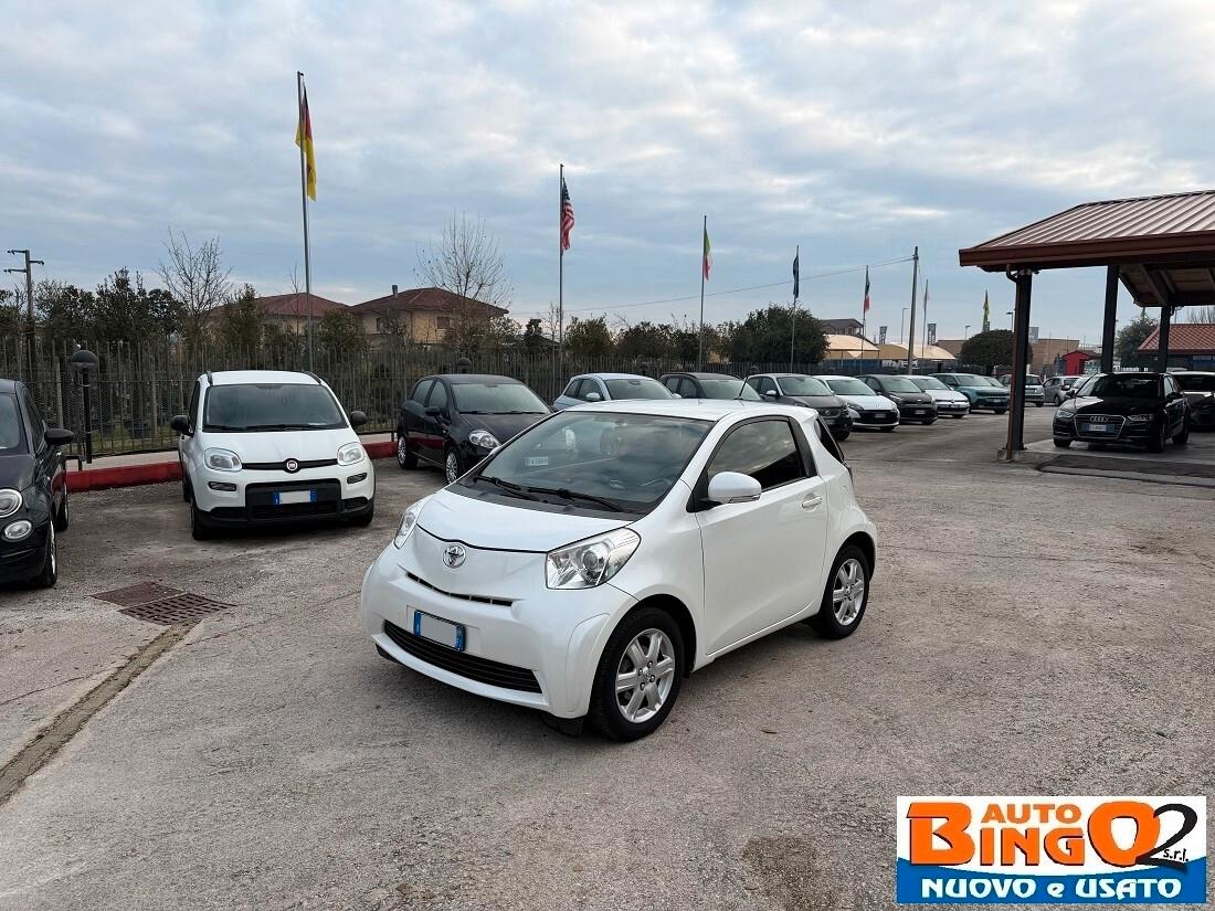 Toyota iQ 1.0 Multidrive