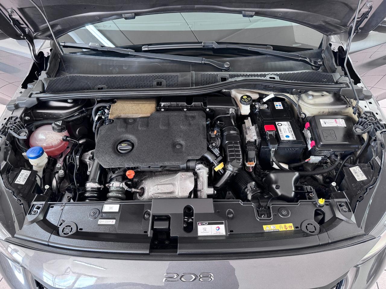 Peugeot 208 BlueHDi 100 S&S 5 porte Allure