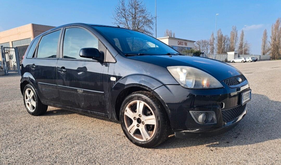 Ford Fiesta 1.2 16V 5p. GPL