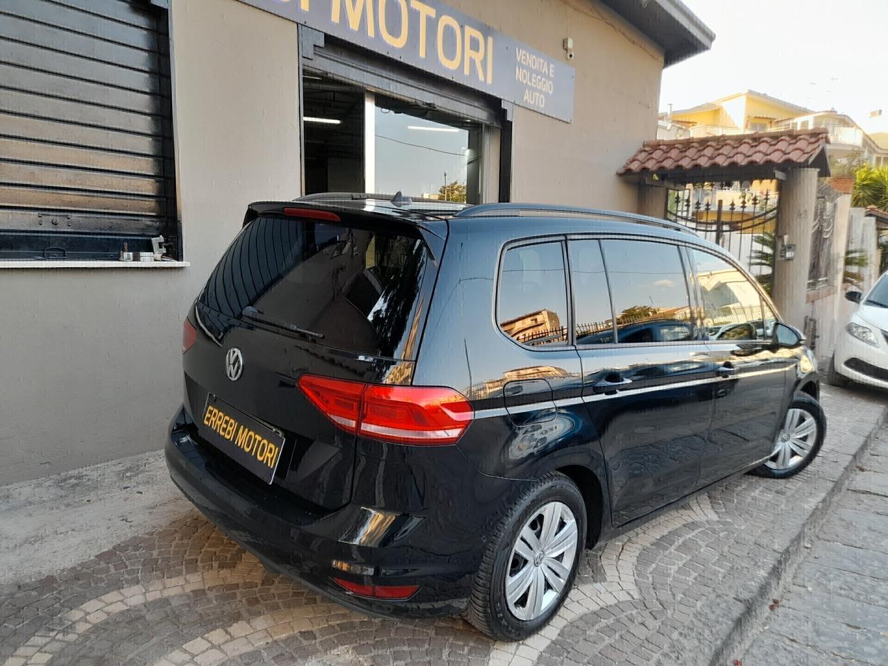 Volkswagen Touran 7 POSTI 2.0 115cv AUTOMATICO