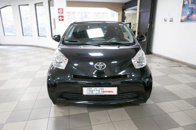 TOYOTA iQ 1.0 Multidrive