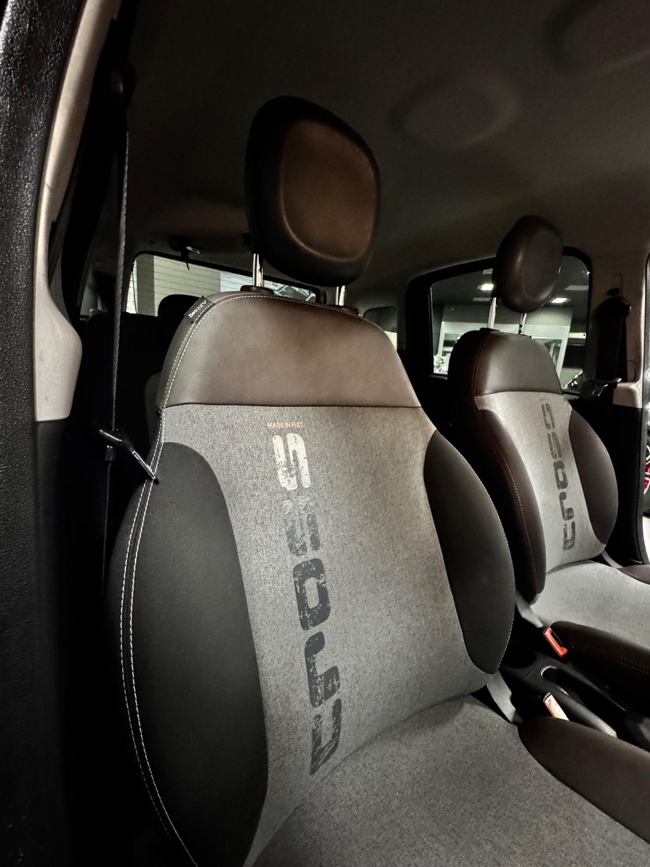 FIAT PANDA CROSS 4x4 900 T AIR