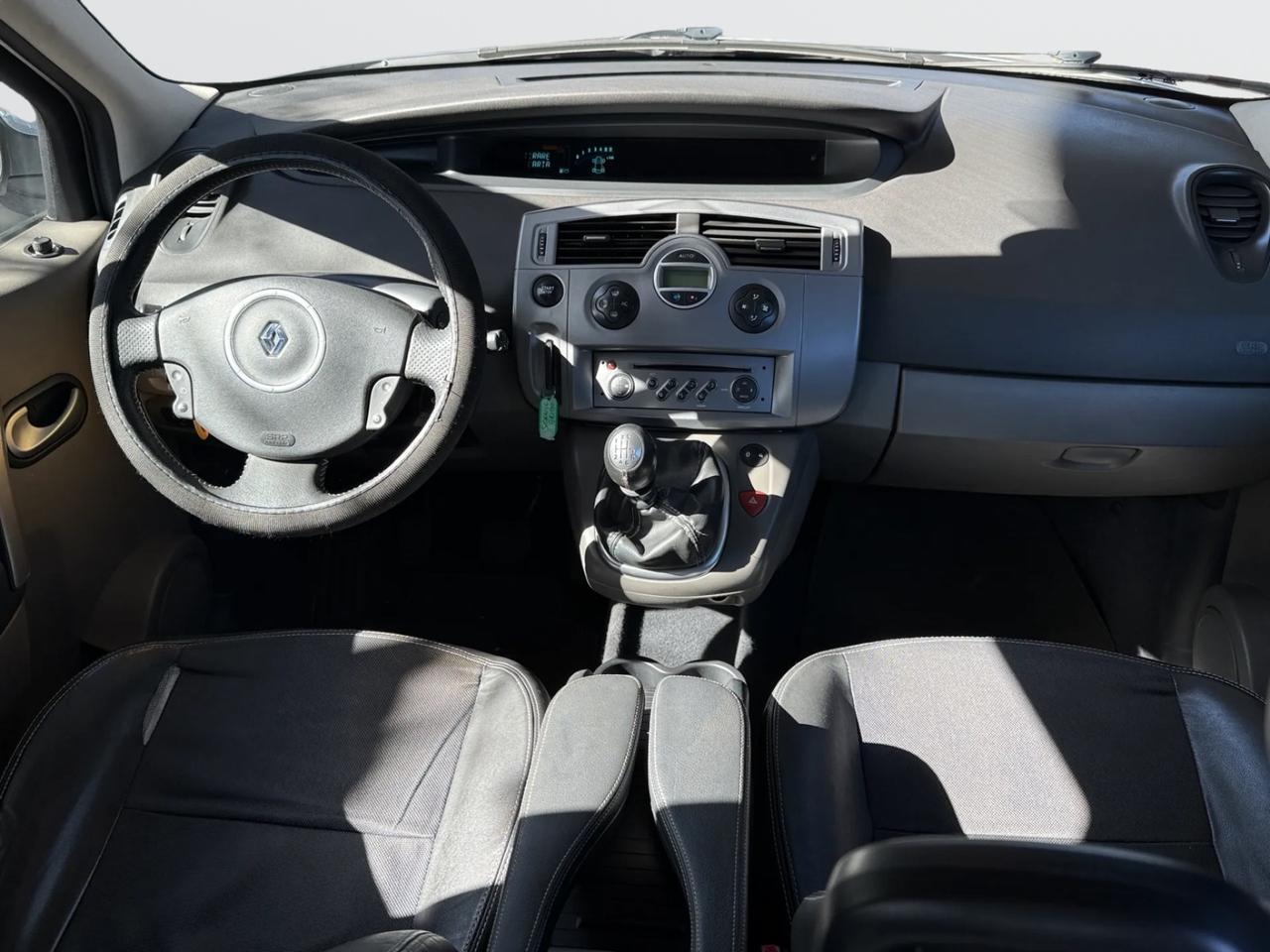 RENAULT SCENIC 1.9 DCI 130 CV*NAVIGATORE*PELLE*