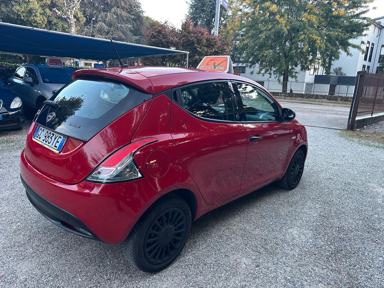 Lancia Ypsilon 1.0 FireFly 5 porte S&S Hybrid Ecochic Gold