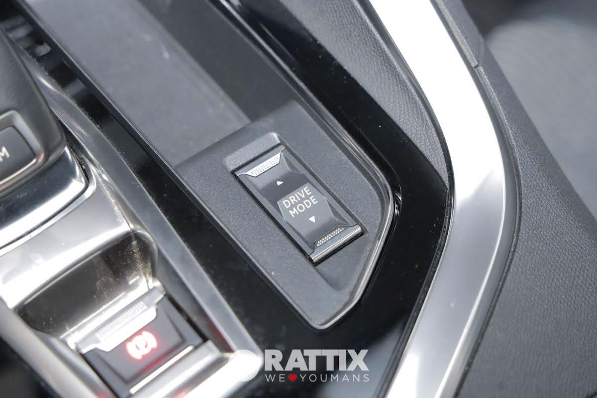 Peugeot 3008 1.5 bluehdi 130CV Allure eat8 + box tetto