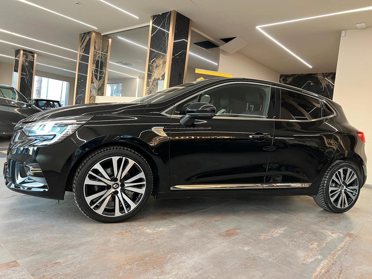 Renault Clio TCe 130 CV EDC FAP 5 porte Initiale Paris Bose sound