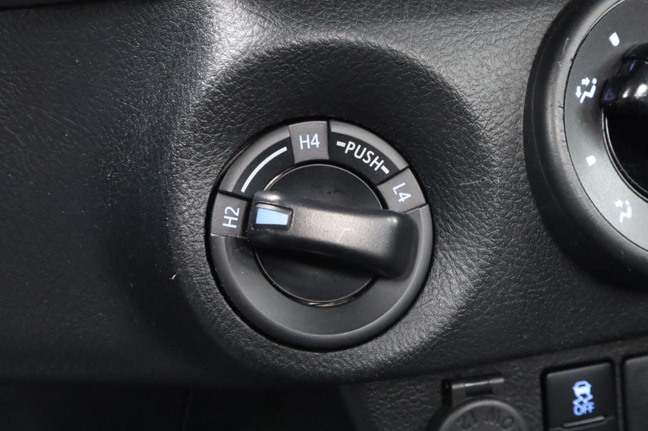 Toyota Hilux 2.4 Extra Cab GANCIO SOLO 33.900KM!
