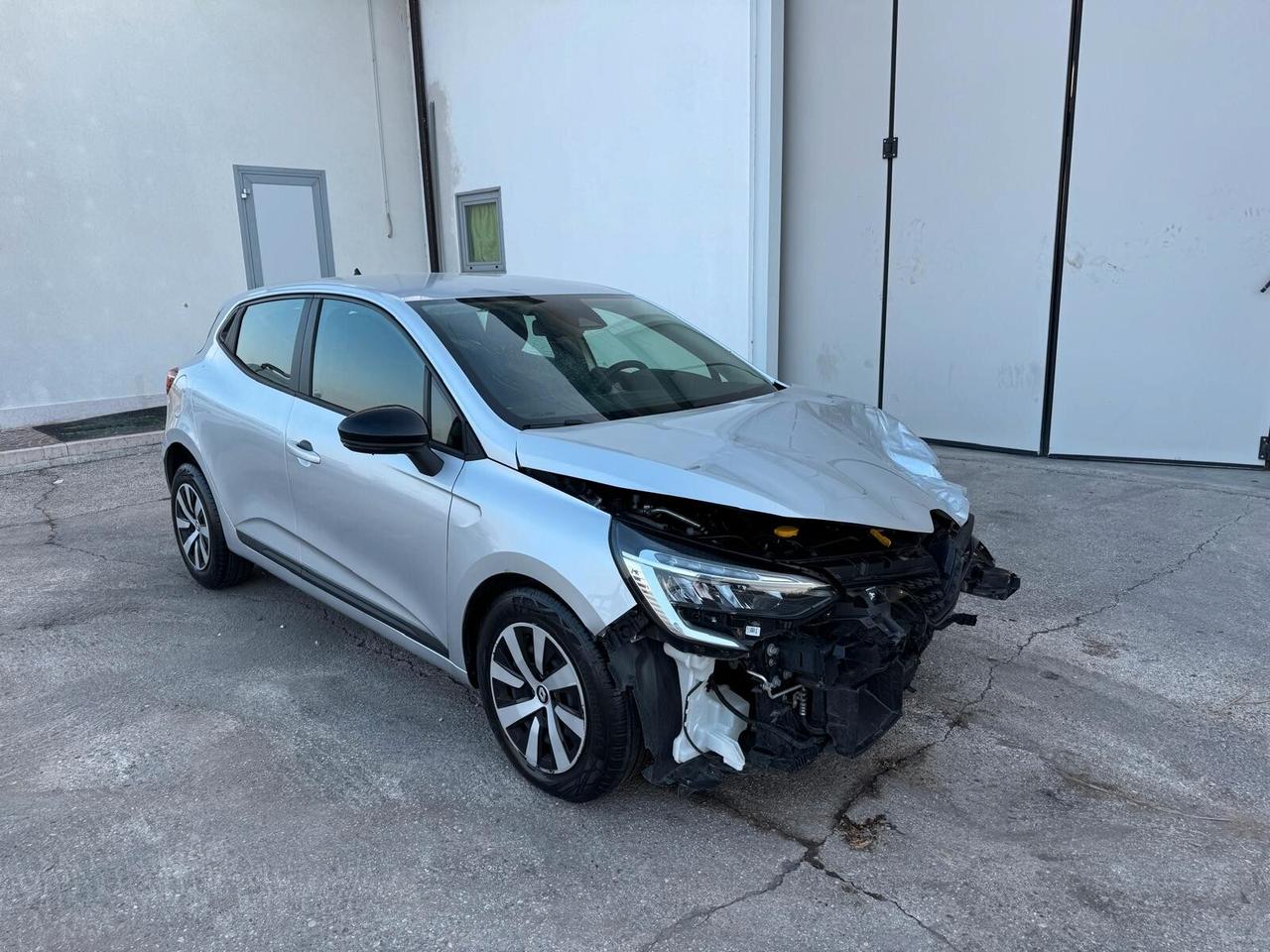 Renault Clio 1.0 sce Intens 65cv my21 - INCIDENTATA