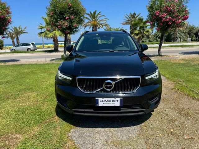 VOLVO XC40 T2 Geartronic Momentum