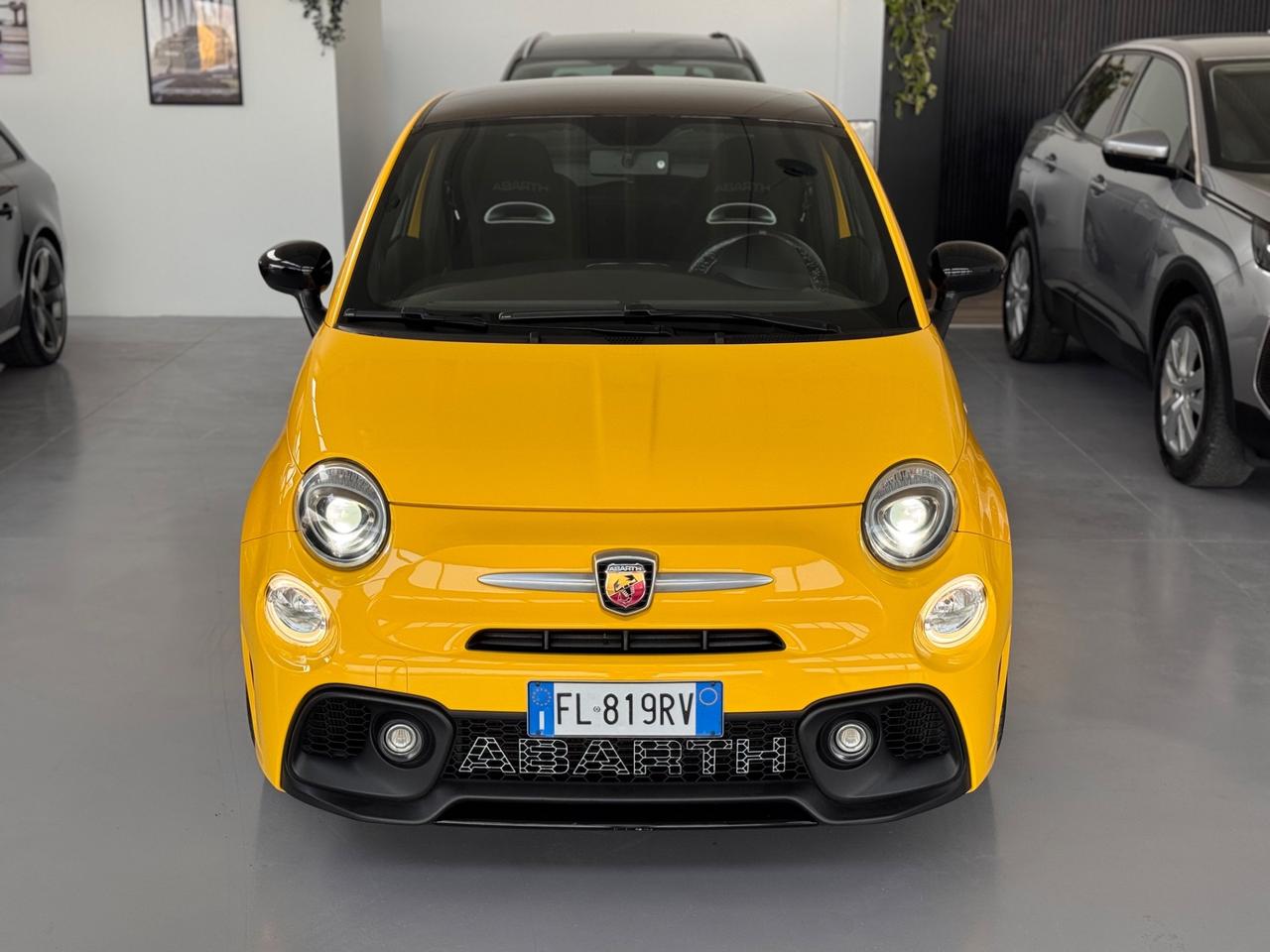 Abarth 595 1.4 Turbo T-Jet 160 CV Pista