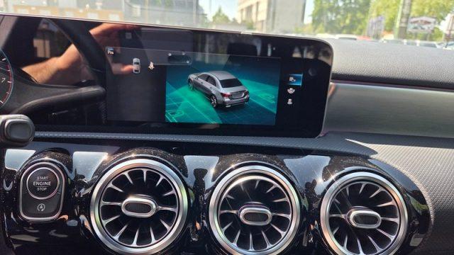 MERCEDES-BENZ A 200 Premium Amg PERMUTE UNICOPROPRIETARIO