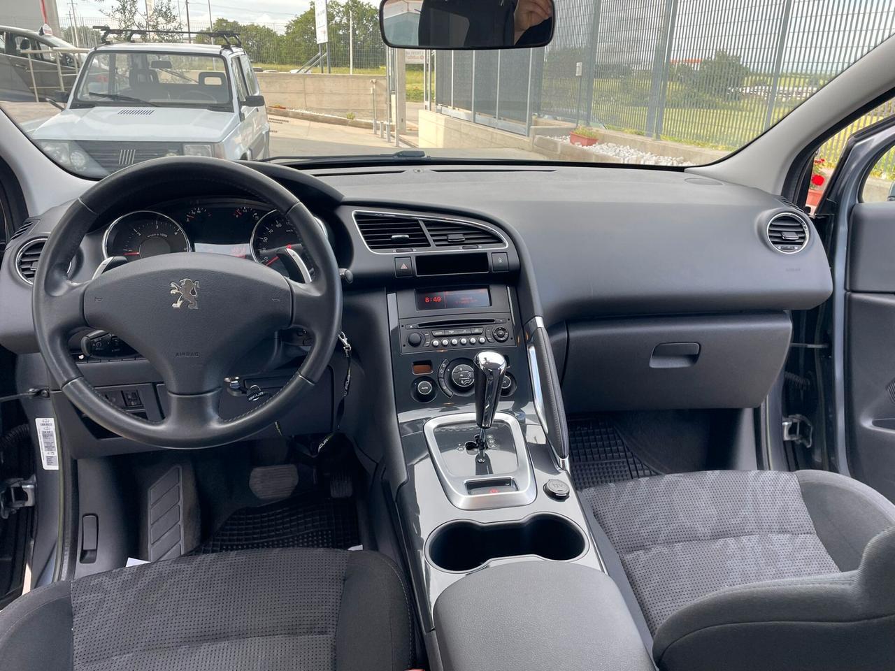 Peugeot 3008 1.6 e-HDi 115CV cambio robotizzato Stop&Start Allure