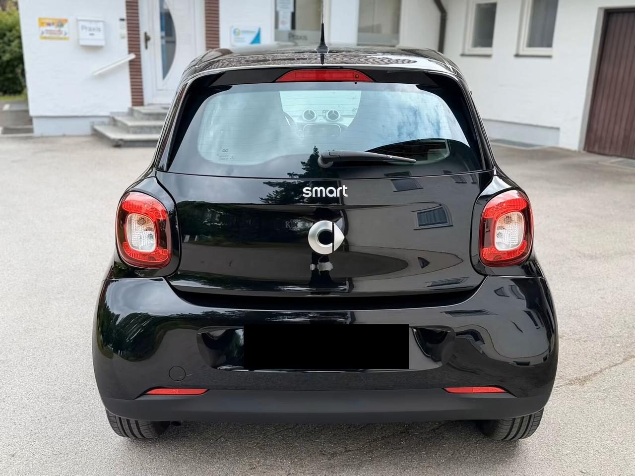 Smart ForFour 70 1.0 PELLE LED CLIMA