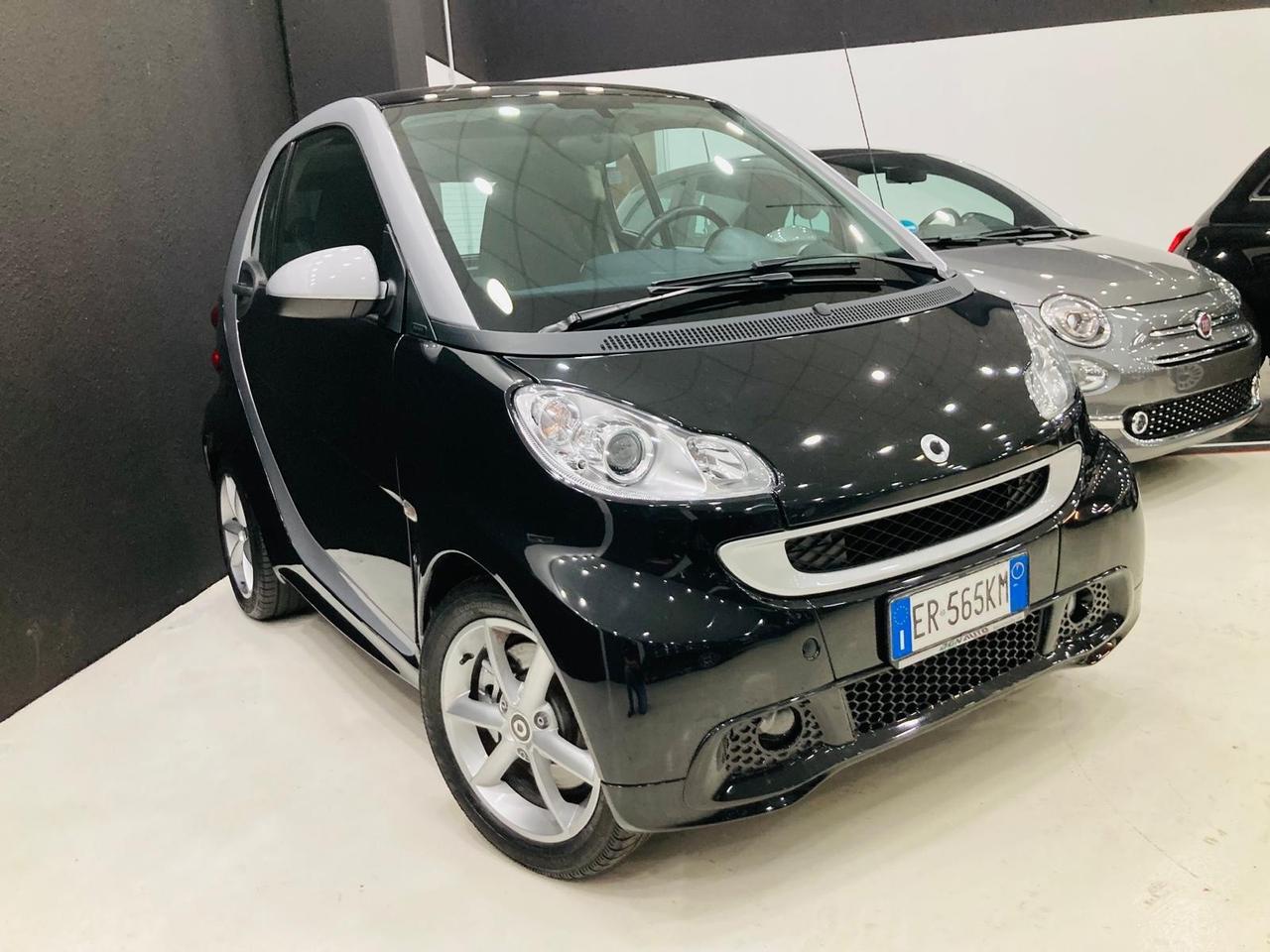 Smart ForTwo 1000 52 kW MHD coupé passion