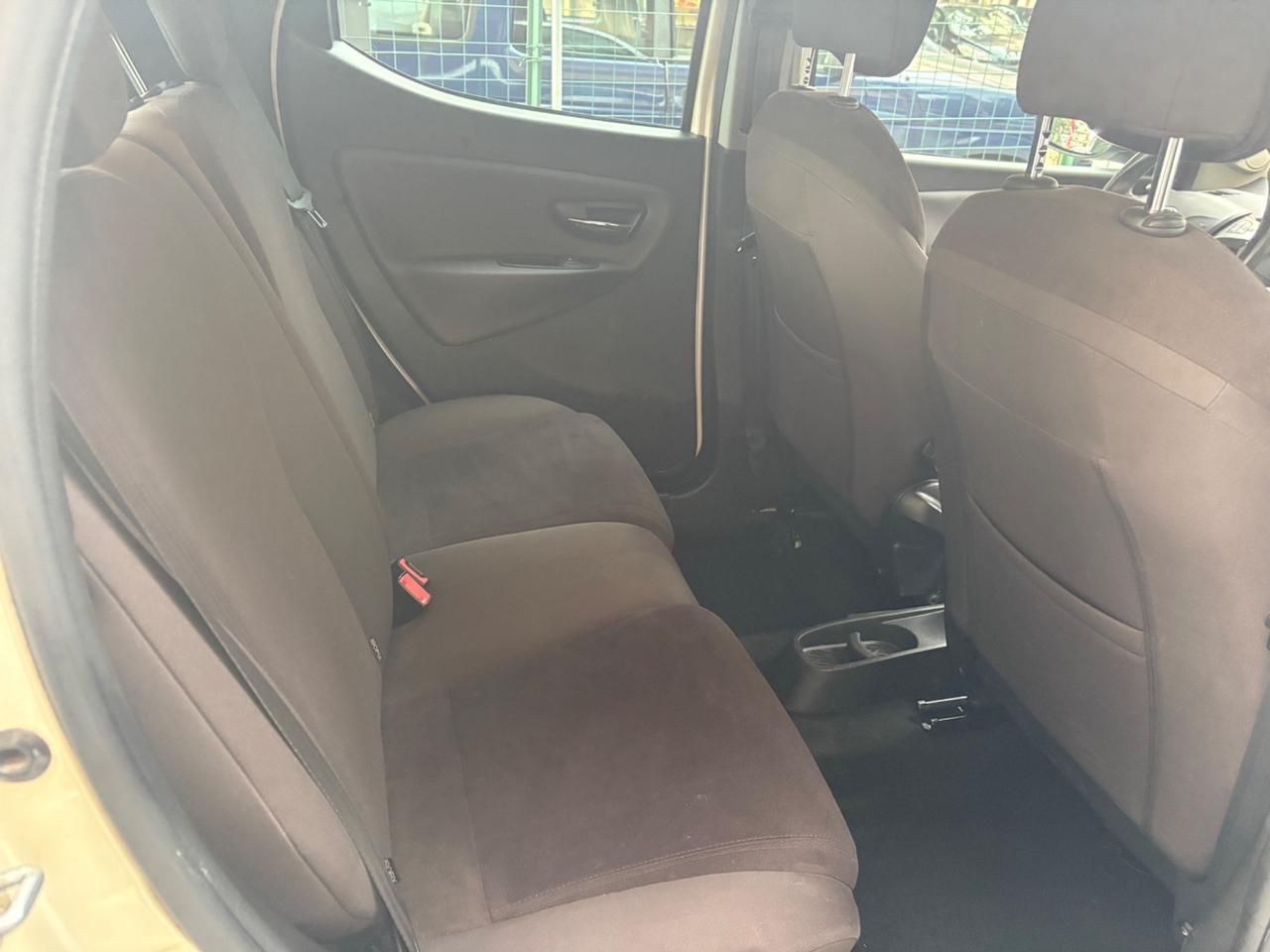 Lancia Ypsilon 1.3 MJT 16V 95 CV 5 porte S&S Silver