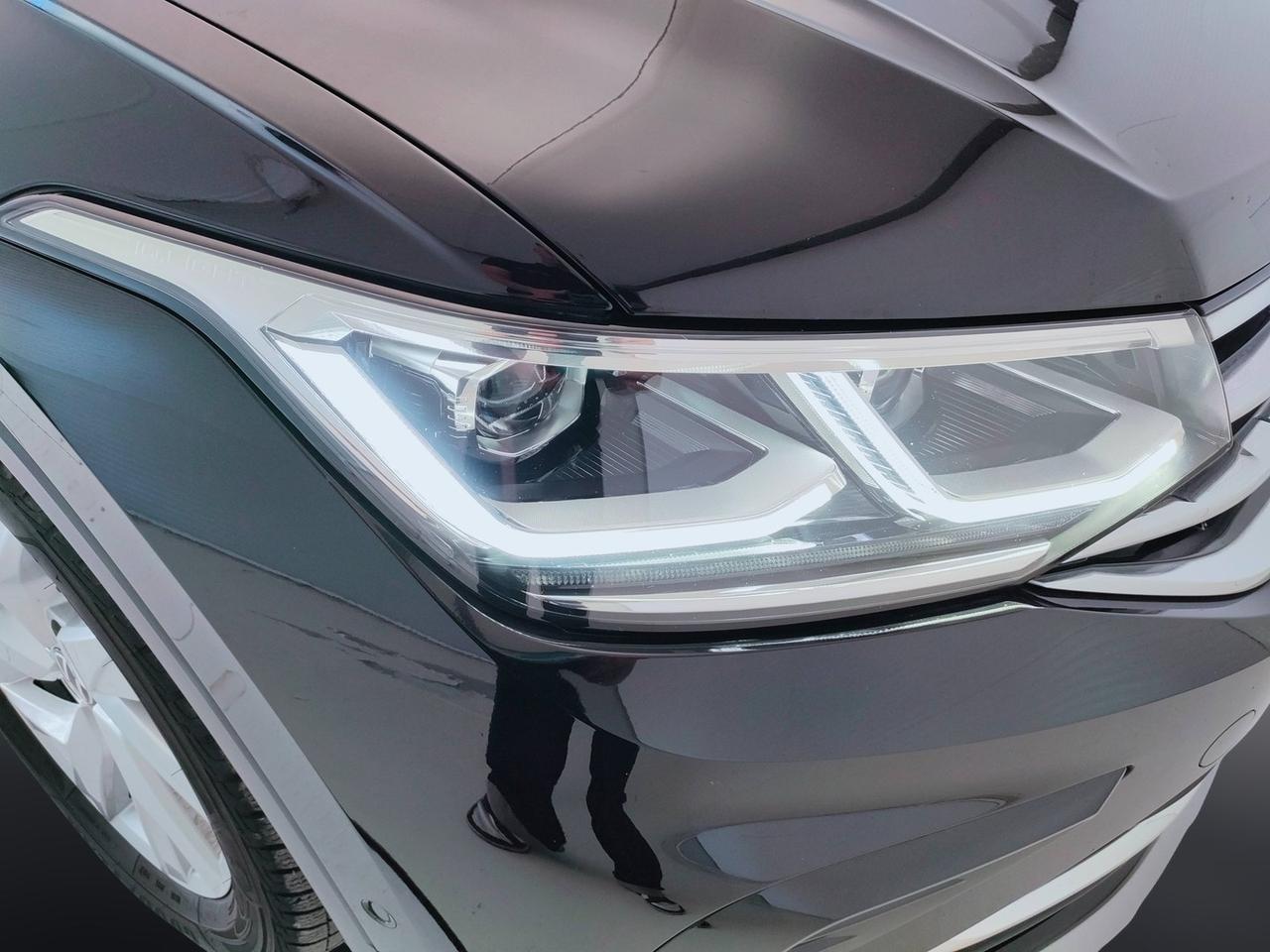 VOLKSWAGEN Tiguan II 2021 - Tiguan 2.0 tdi Elegance 150cv dsg