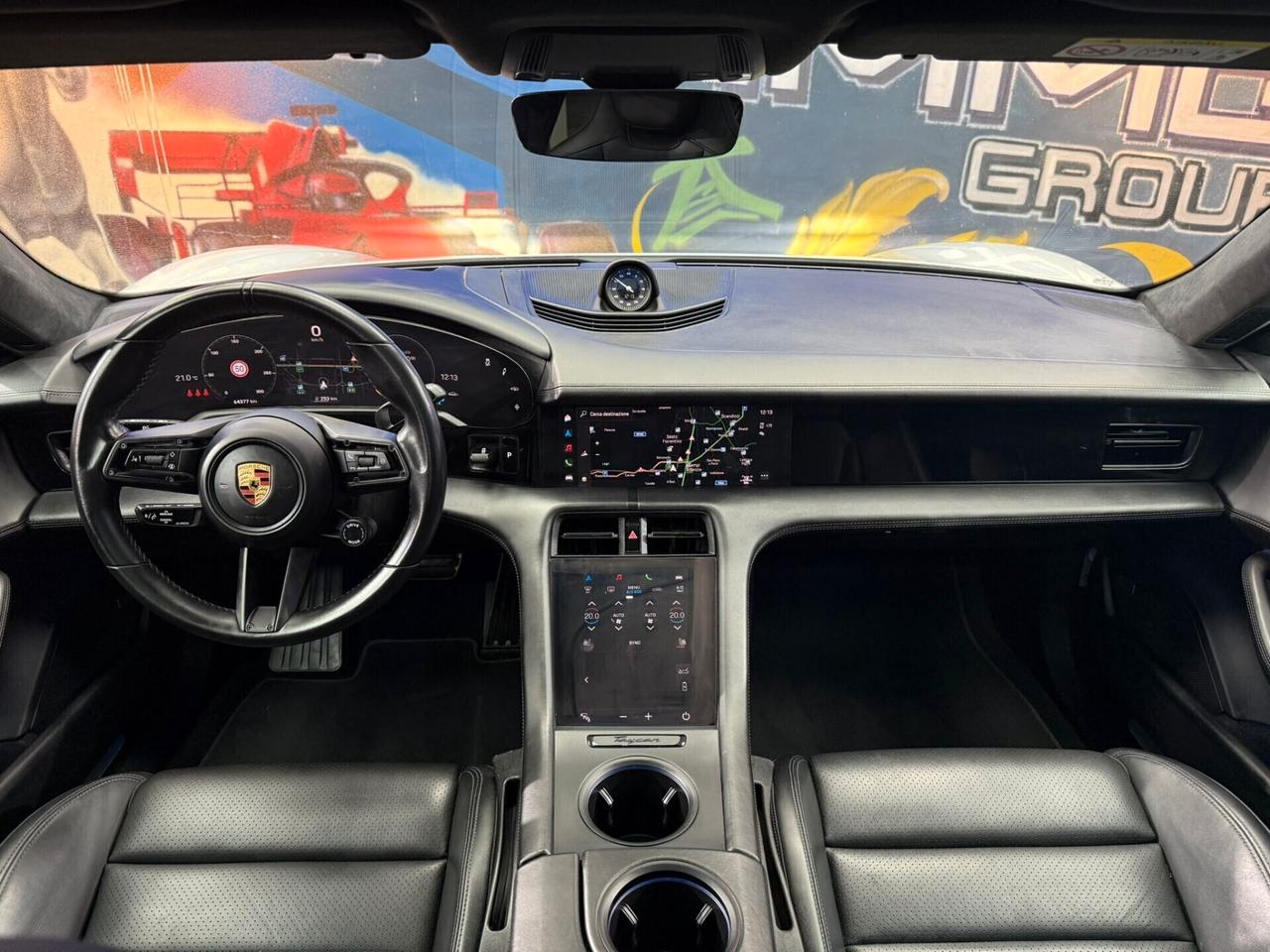 Porsche Taycan Turbo (011)