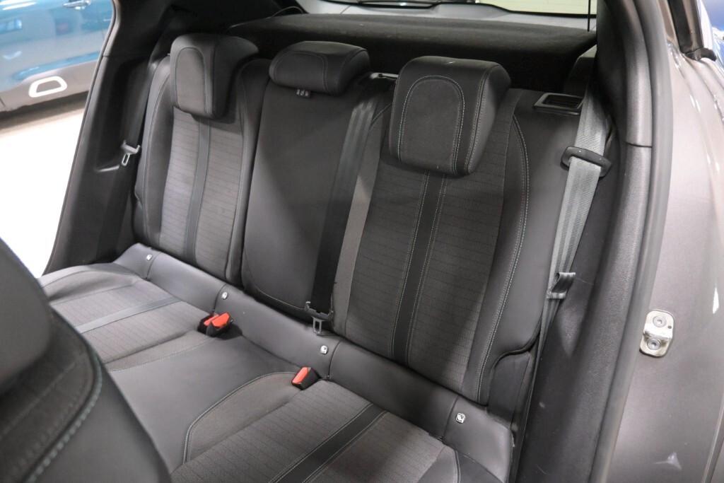 PEUGEOT 2008 1.2 PURETECH 100CV SeS 6M. ALLURE PACK ( FARI LED - I-COCKPIT - NAVI - MIRROR - CRUISE - SENSORI POST. - TELECAMERA POST. )