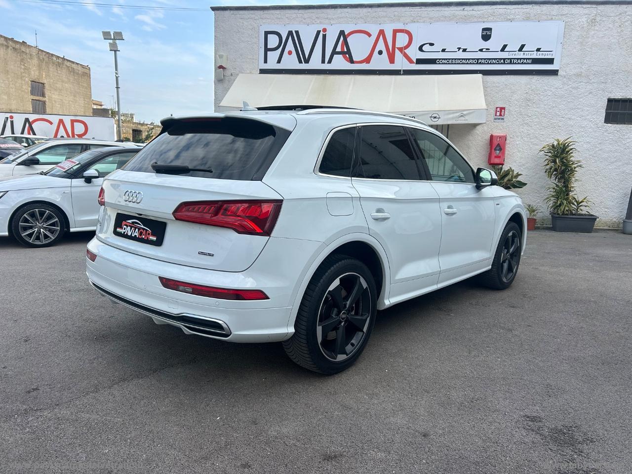 AUDI Q5 40 TDI 204CV qu. S tr. S line plus