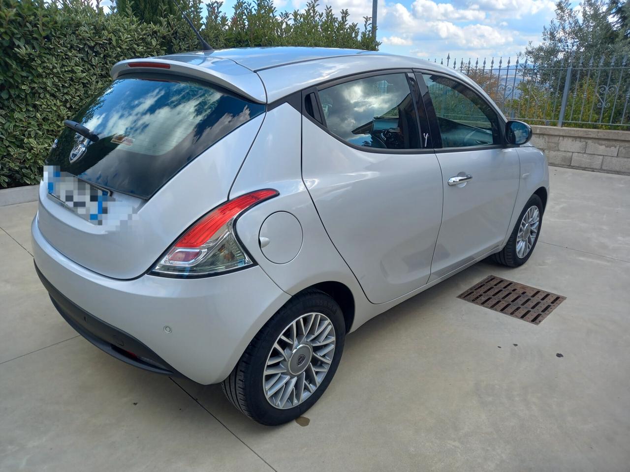 Lancia Ypsilon 1.3 MJT 16V 95 CV 5 porte S&S Platinum