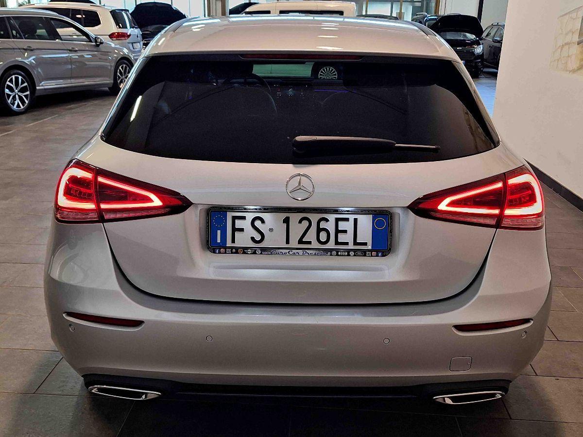 MERCEDES A 180 d Automatic Sport - LUCI AMBIENT - SED.RISCALD - RETROCAMERA -