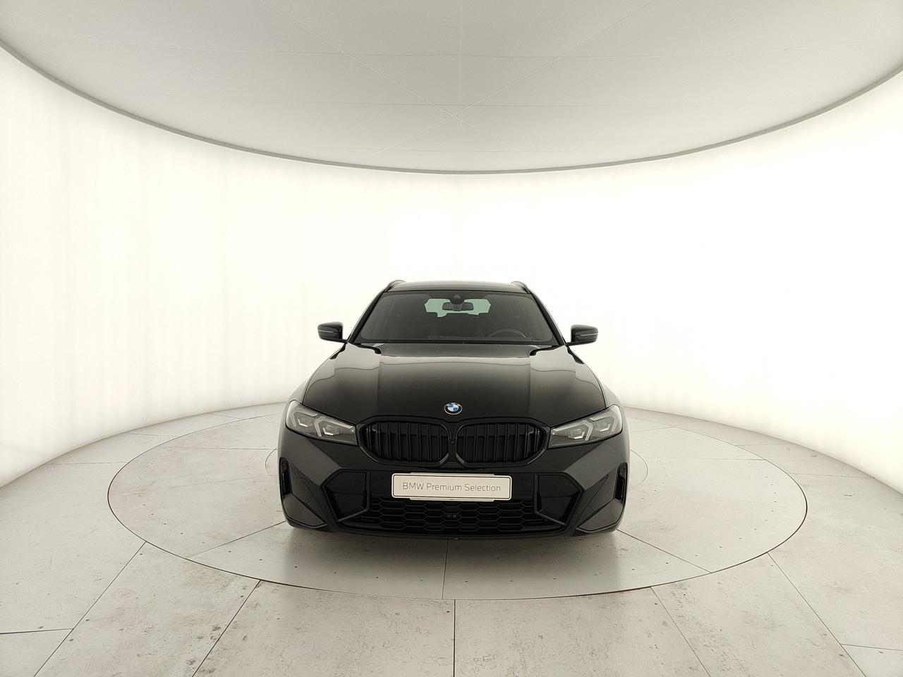 BMW 320d Touring mhev 48V xdrive MSport auto