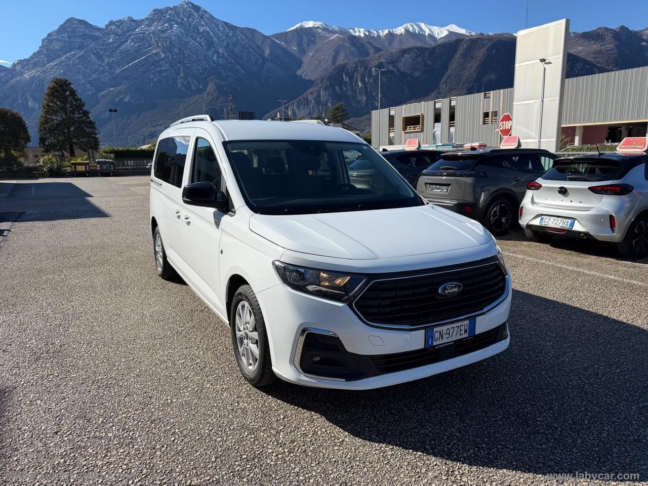 FORD Gr.Tourneo Connect 2.0 122 aut. Tit.